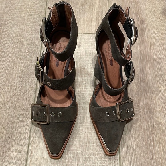 Jeffrey Campbell x Free People Hendrix Heel Khaki Olive SuedeUS 7 EU 38 NWOB - Picture 6 of 12